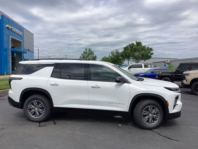 2025 Chevrolet Traverse FWD LT