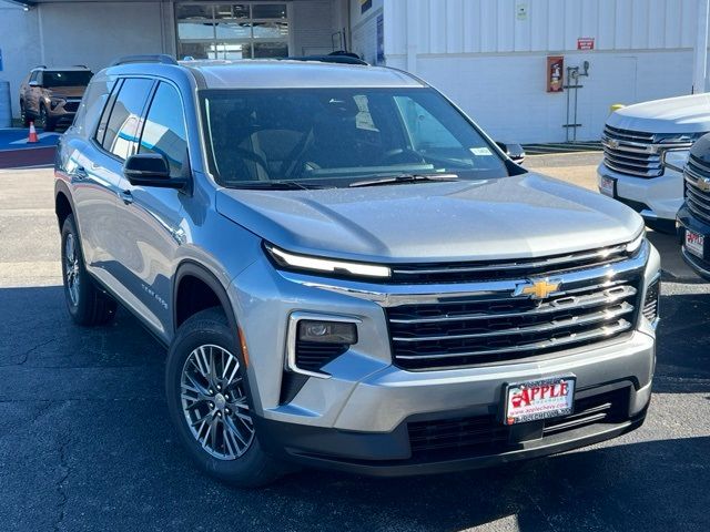 2025 Chevrolet Traverse FWD LT