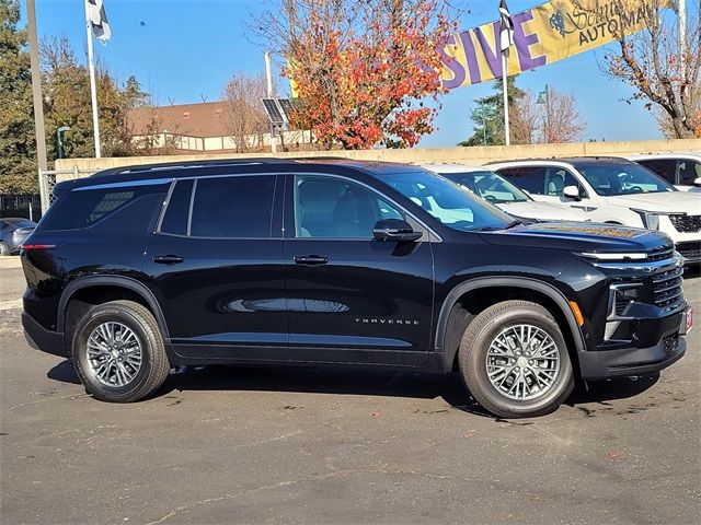 2025 Chevrolet Traverse FWD LT