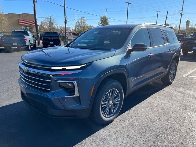 2025 Chevrolet Traverse FWD LT