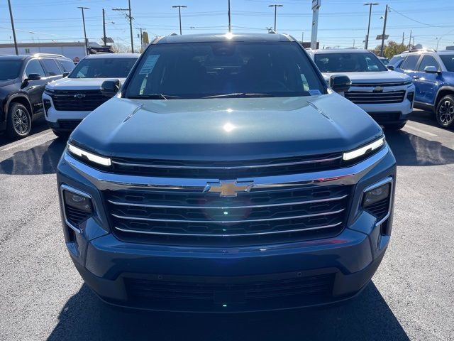 2025 Chevrolet Traverse FWD LT