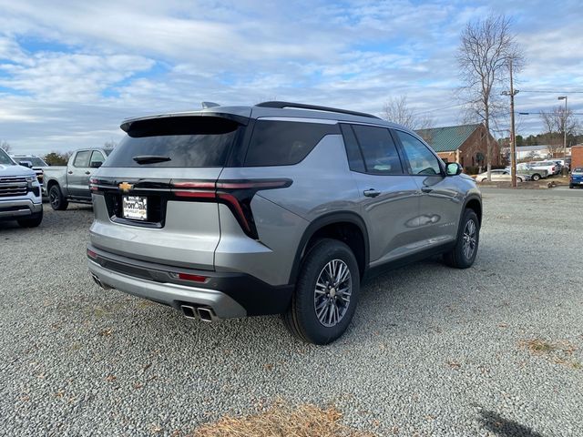 2025 Chevrolet Traverse FWD LT