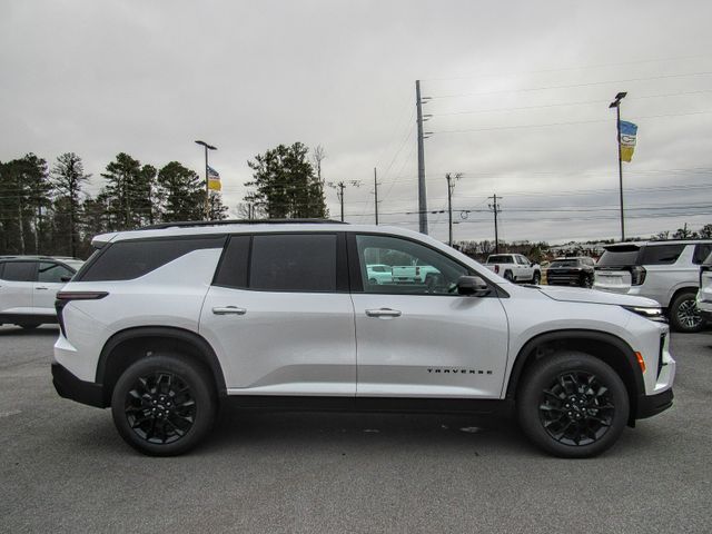 2025 Chevrolet Traverse FWD LT