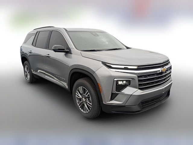 2025 Chevrolet Traverse FWD LT