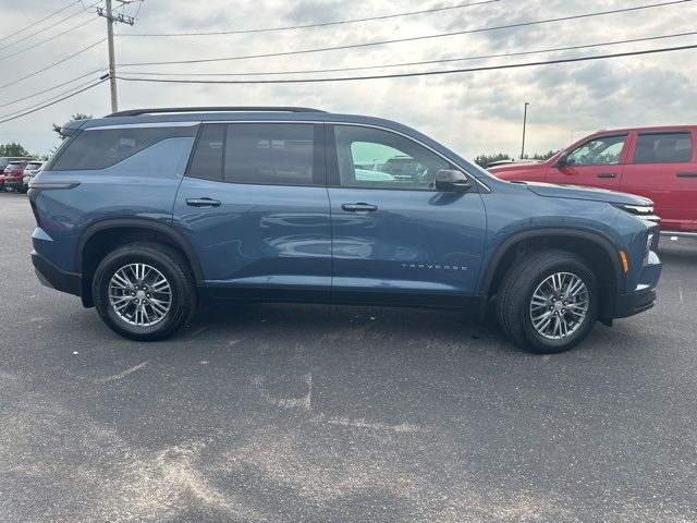 2025 Chevrolet Traverse AWD LT
