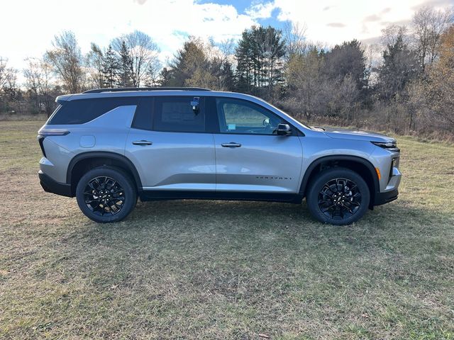 2025 Chevrolet Traverse AWD LT