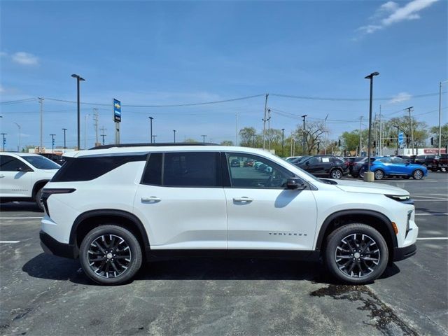 2025 Chevrolet Traverse AWD LT