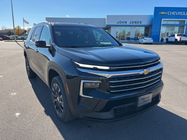 2025 Chevrolet Traverse AWD LT