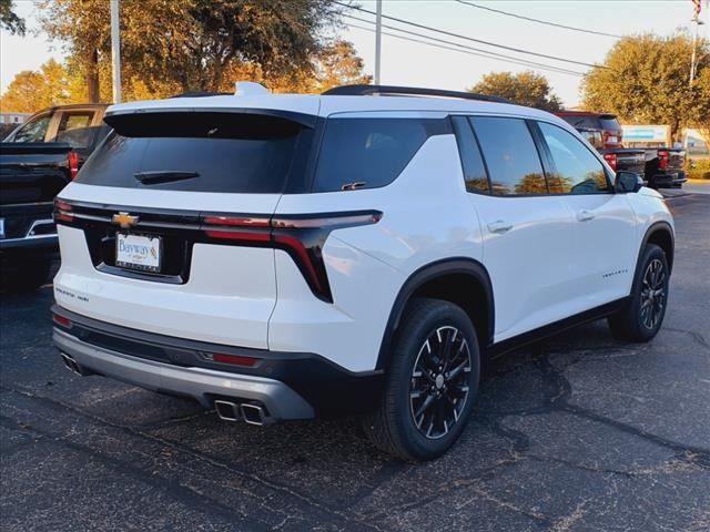 2025 Chevrolet Traverse AWD LT