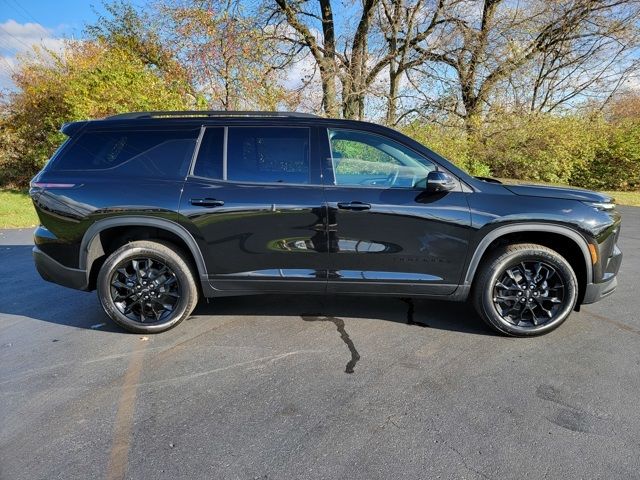 2025 Chevrolet Traverse AWD LT