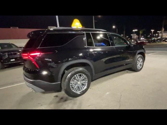 2025 Chevrolet Traverse AWD LT