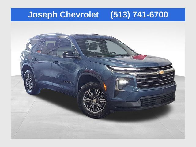 2025 Chevrolet Traverse AWD LT