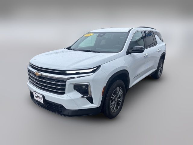 2025 Chevrolet Traverse AWD LT