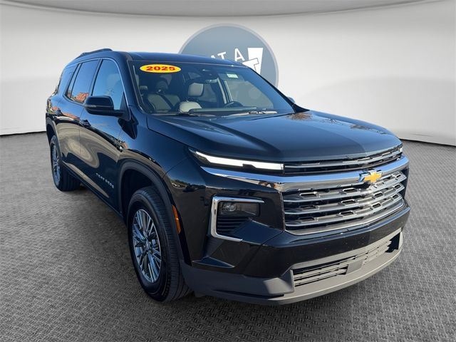 2025 Chevrolet Traverse AWD LT