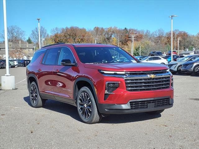 2025 Chevrolet Traverse AWD LT