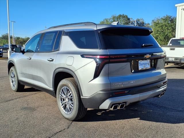 2025 Chevrolet Traverse AWD LT