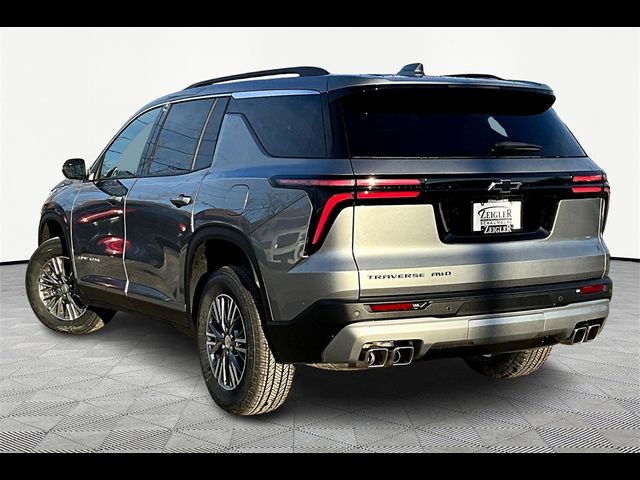 2025 Chevrolet Traverse AWD LT