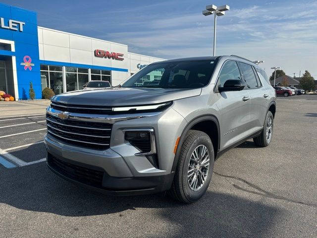 2025 Chevrolet Traverse AWD LT