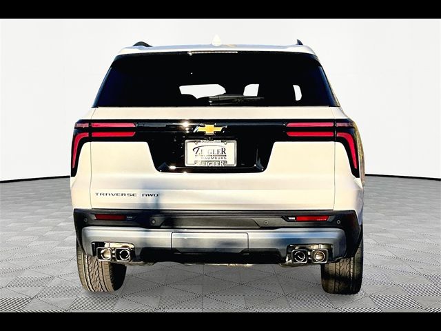 2025 Chevrolet Traverse AWD LT