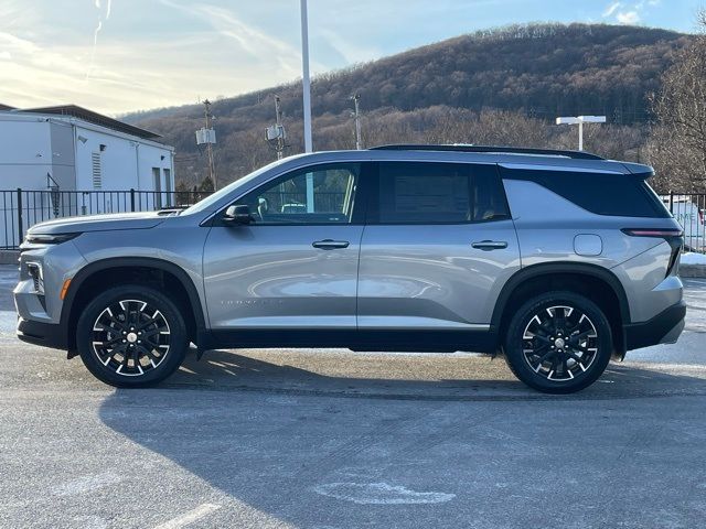 2025 Chevrolet Traverse AWD LT