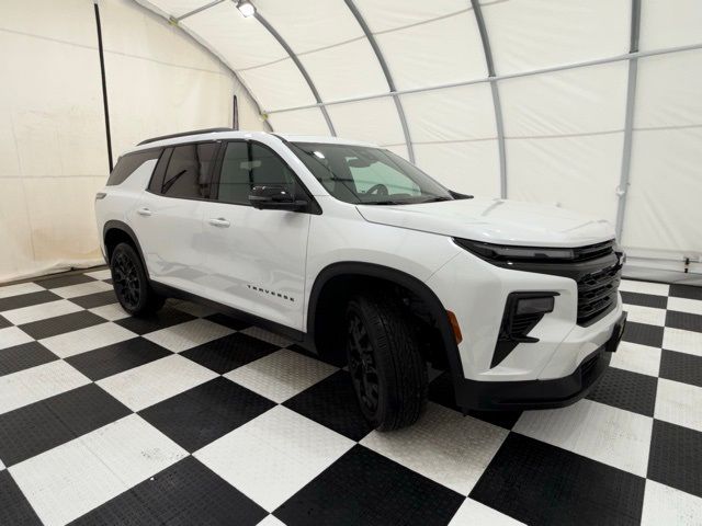 2025 Chevrolet Traverse AWD LT