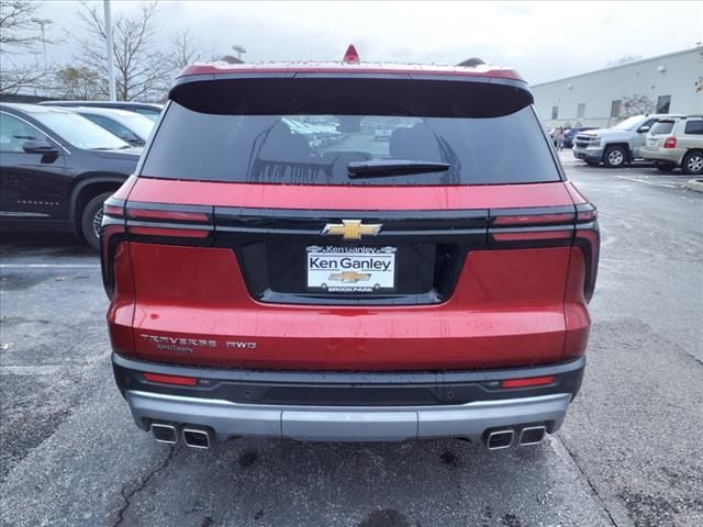 2025 Chevrolet Traverse AWD LT