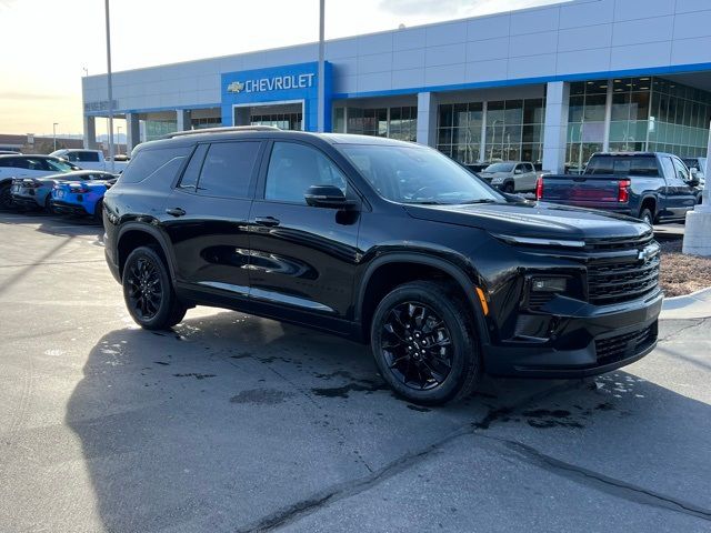 2025 Chevrolet Traverse AWD LT