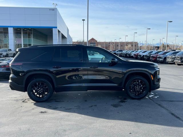 2025 Chevrolet Traverse AWD LT