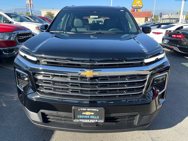 2025 Chevrolet Traverse AWD LT