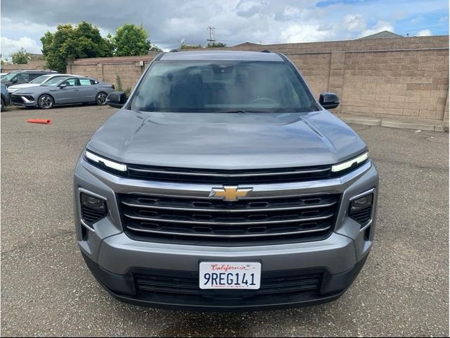 2025 Chevrolet Traverse FWD LT