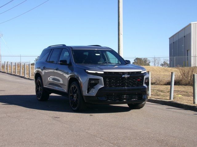 2025 Chevrolet Traverse FWD RS