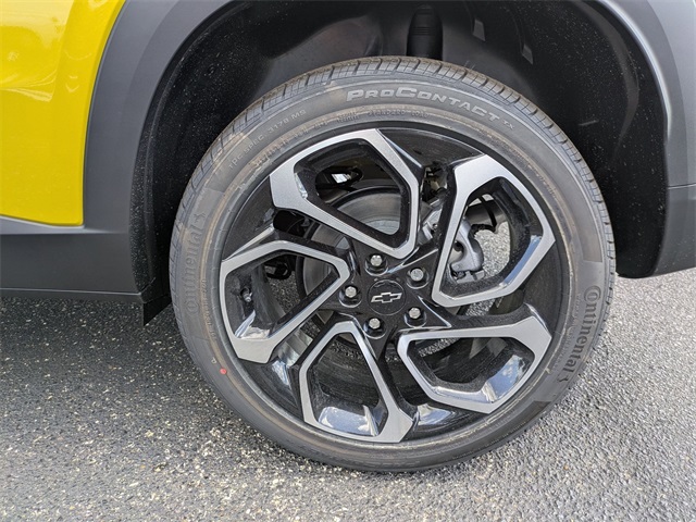 Vehicle image 11 of 26