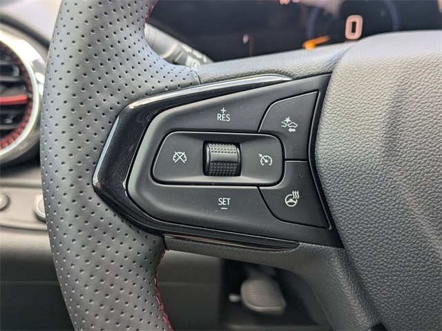 Vehicle image 15 of 26