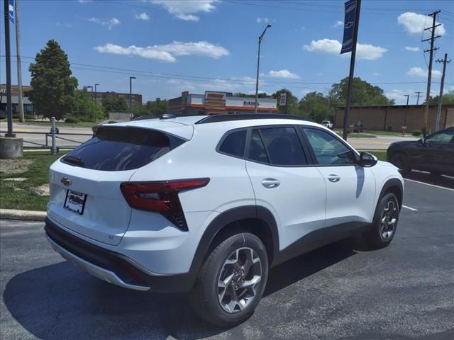 2025 Chevrolet Trax LT