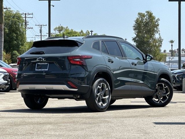 2025 Chevrolet Trax LT