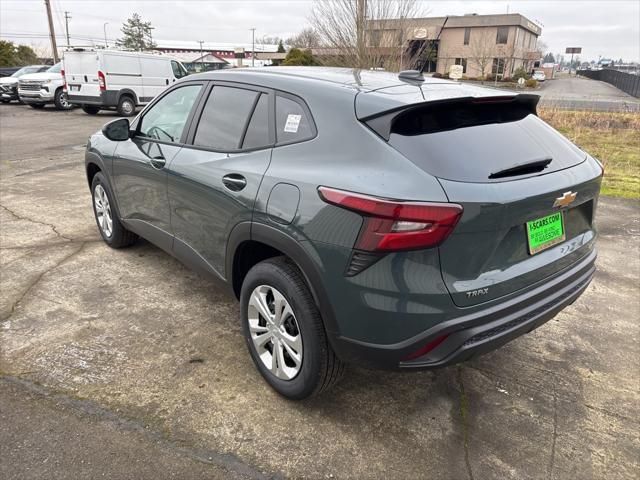 2025 Chevrolet Trax LS