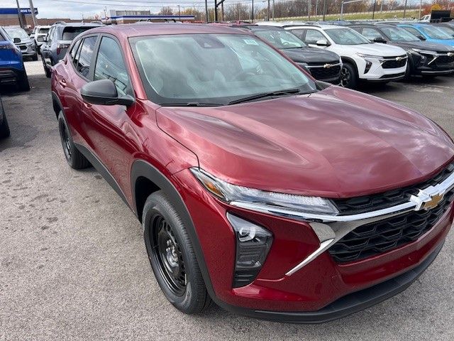 2025 Chevrolet Trax LS