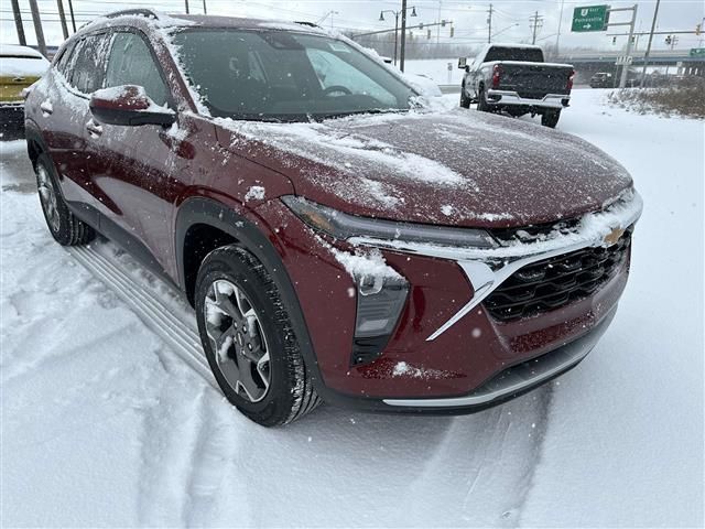 2025 Chevrolet Trax LT