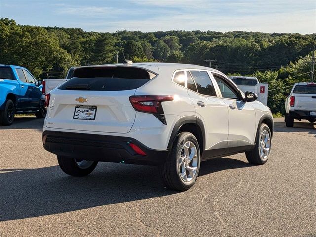 2025 Chevrolet Trax LS