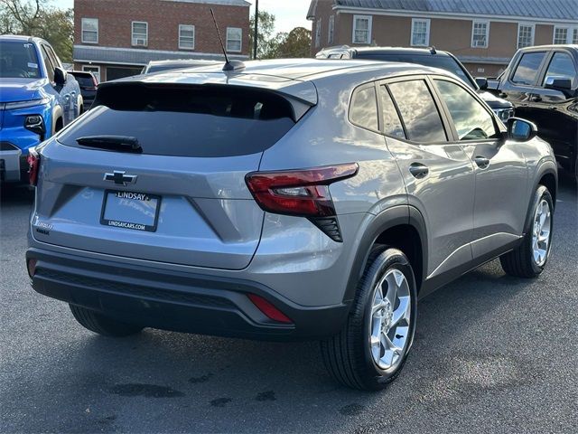 2025 Chevrolet Trax LS