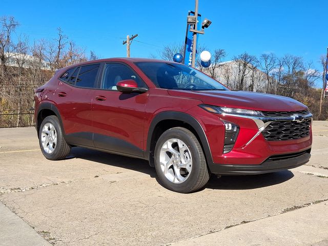 2025 Chevrolet Trax LS