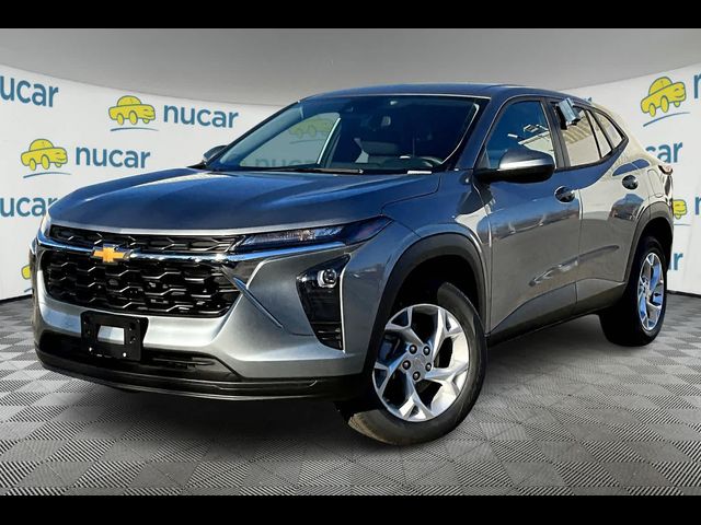 2025 Chevrolet Trax LS