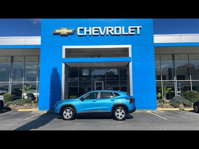 2025 Chevrolet Trax LS