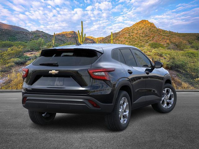 2025 Chevrolet Trax LS