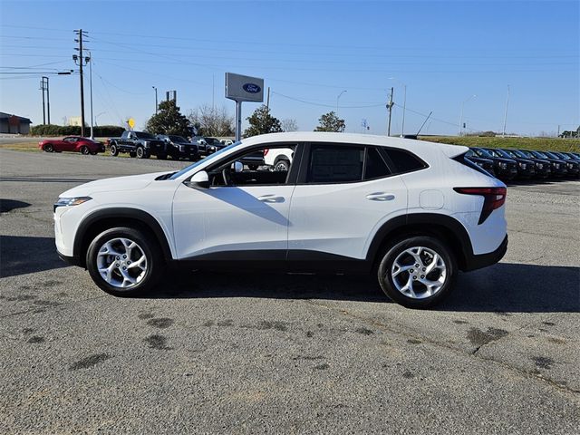 2025 Chevrolet Trax LS