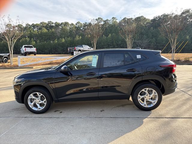 2025 Chevrolet Trax LS