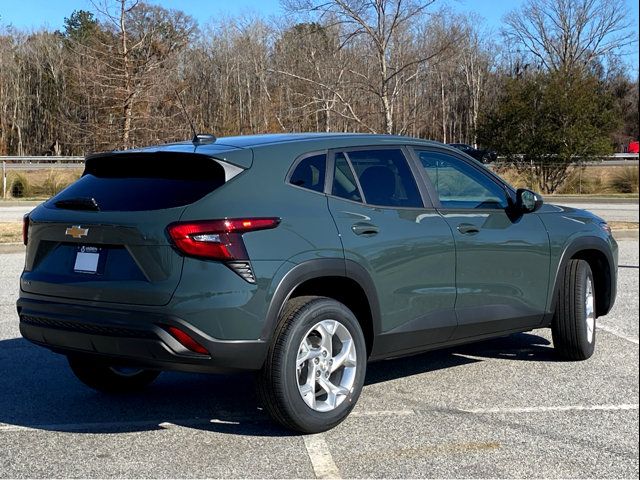 2025 Chevrolet Trax LS