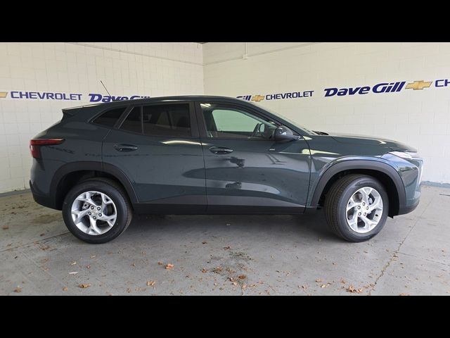 2025 Chevrolet Trax LS