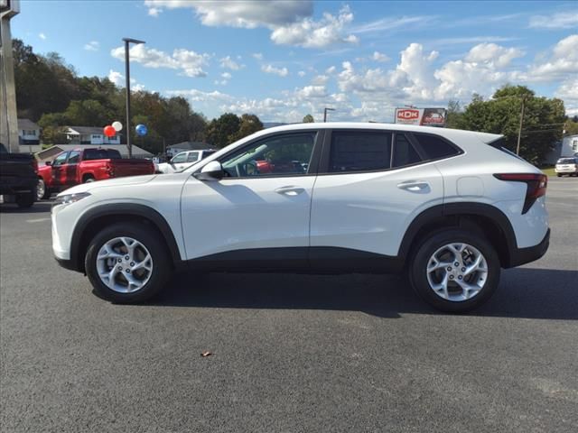 2025 Chevrolet Trax LS