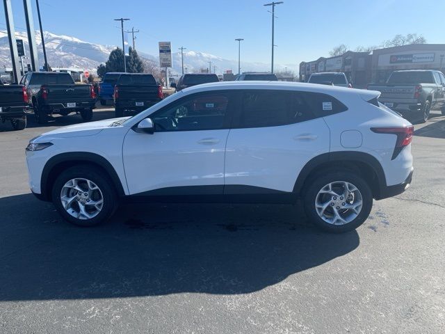 2025 Chevrolet Trax LS